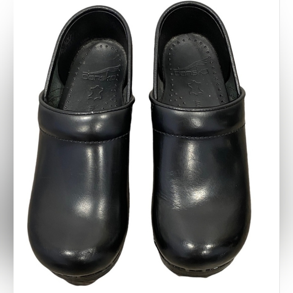 Dansko Black Leather Clogs - size 35N/US 4.5-5N